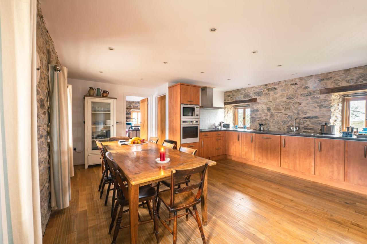 Stunning Converted Granary In Heart Of St Davids Экстерьер фото