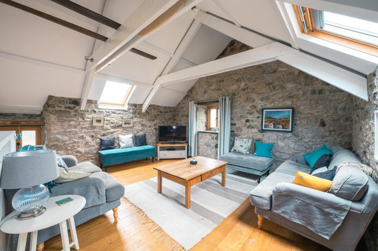 Stunning Converted Granary In Heart Of St Davids Экстерьер фото