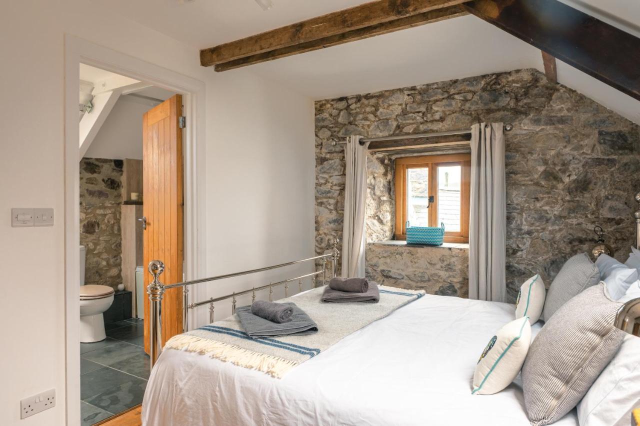 Stunning Converted Granary In Heart Of St Davids Экстерьер фото