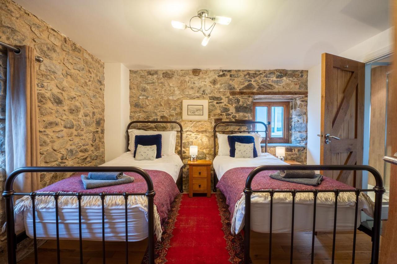 Stunning Converted Granary In Heart Of St Davids Экстерьер фото