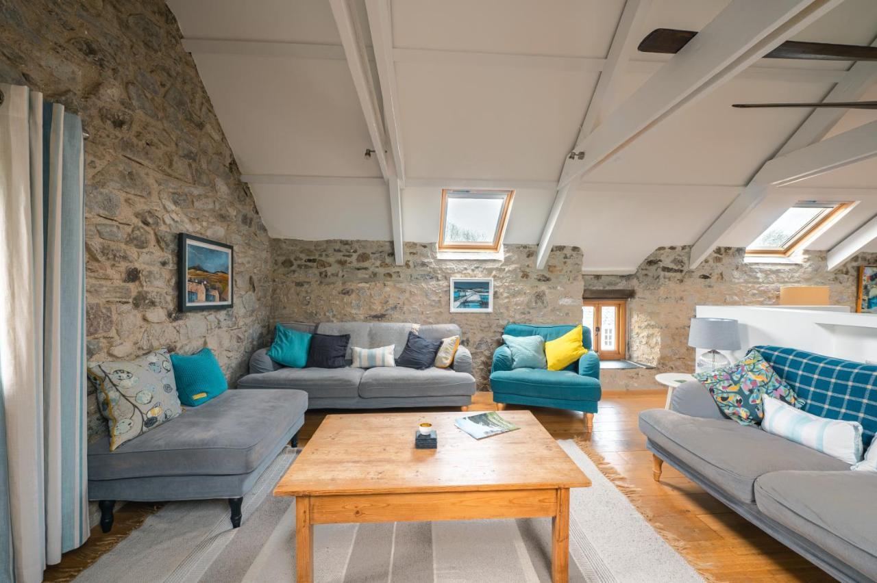 Stunning Converted Granary In Heart Of St Davids Экстерьер фото