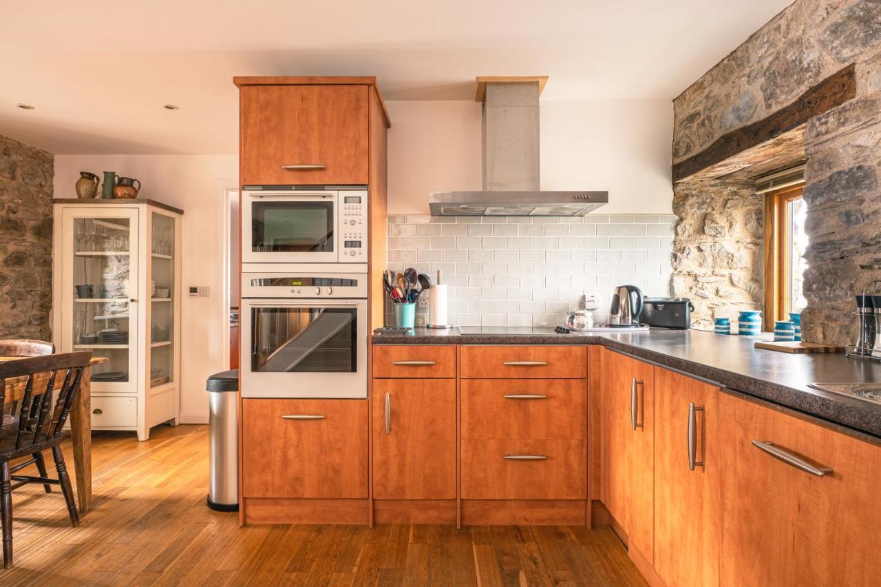 Stunning Converted Granary In Heart Of St Davids Экстерьер фото